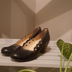 Vintage Black Leather Eyelet Heels from Portugal